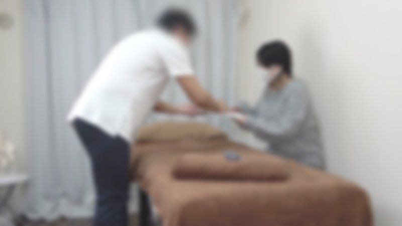 【無碼/無套中出】住在附近的天然蓬鬆髮型的20多歲可愛女性又來了。非常喜歡動漫，H特典也增加囉！