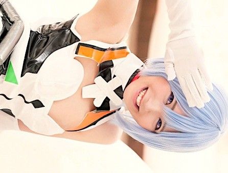 『真貨Cosplayer/個人拍攝』新世紀福音戰士的綾波零首次搭乘到心靈深處❣原作同步率100%的美麗肉體♡四肢著地後背位，一邊搖晃美乳一邊高潮到死的衝擊級情色自拍影像♡